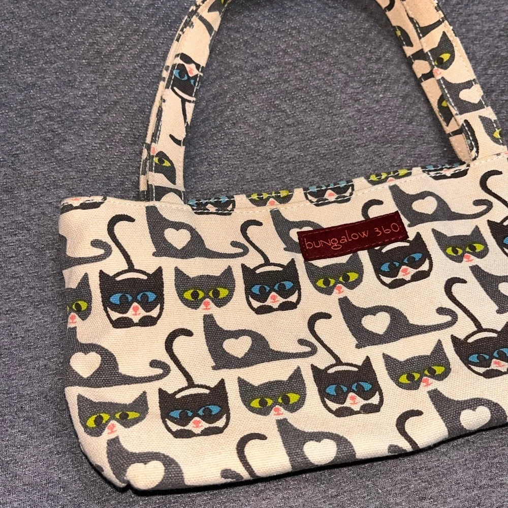 Bungalow 360 Cat Pattern Shoulder Bag - Cream and Gray - Picture 4 of 10